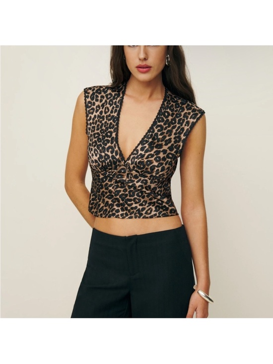 Reformation Tops - Reformation Cherry Silk Top - Leopard/Cheetah print